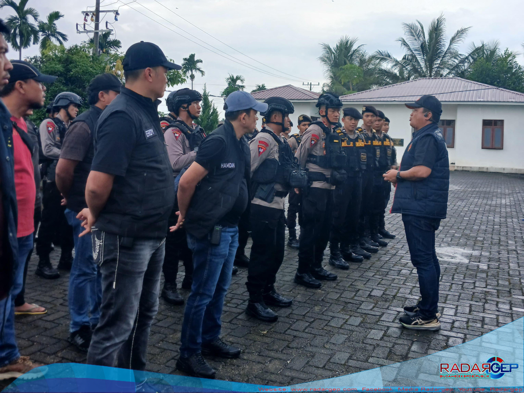 Tim Gabungan Polri-TNI Gerebek Lokasi Judi di Pancur Batu, Dihadang Warga